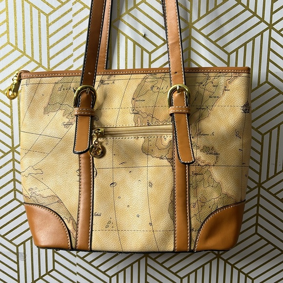 Kala collection hand bag - Picture 10 of 10